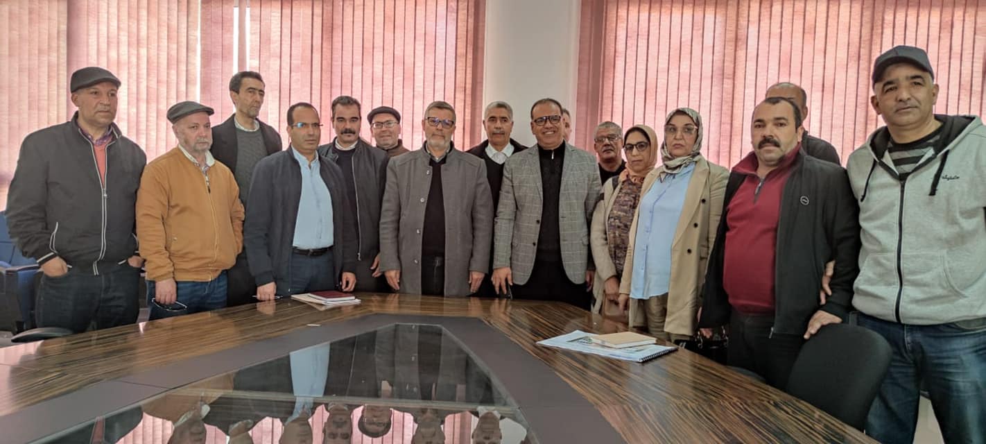 اجتماع تقييمي مع رؤساء مكاتب الحالة المدنية ومكاتب الإشهاد على صحة الإمضاء ومطابقة النسخ والوثائق لأصولها