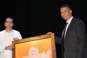 أساور الحمام  لقاء الشعر والتشكيل