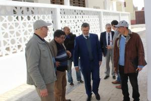 زيارة المدرج الجديد بملحقة الكلية المتعددة التخصصات بالقصر الكبير
