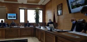 رئيس المجلس الجماعي في اجتماع مع والي جهة طنجة تطوان الحسيمة محمد